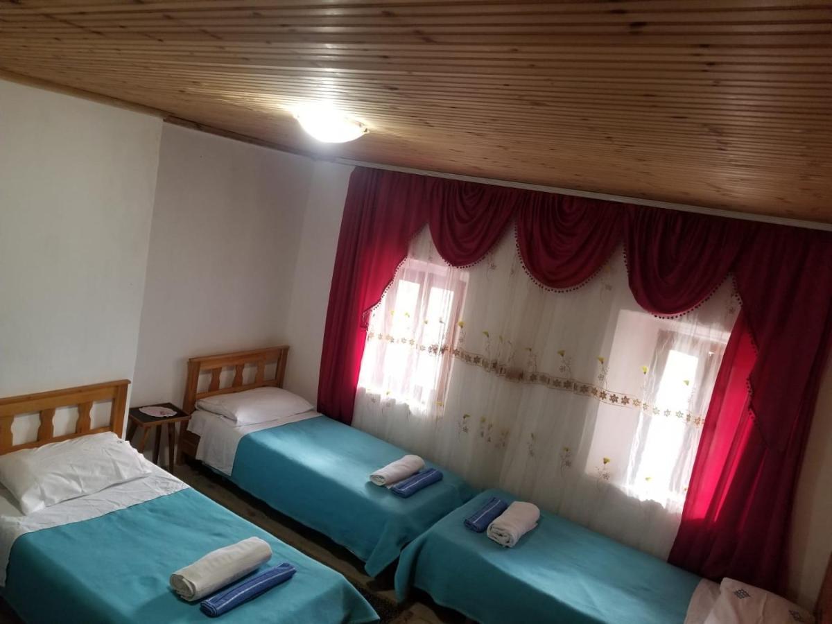 Bujtina Carku Hotell Theth Eksteriør bilde
