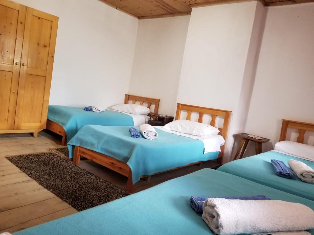 Bujtina Carku Hotell Theth Eksteriør bilde